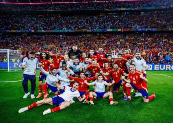 Lamine Yamal guía España a la final de la EURO