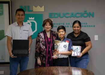 Reconocen a estudiante Campeón Mundial de cálculo