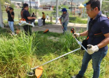 Héctor Castillo entra al quite para el mantenimiento de espacios públicos