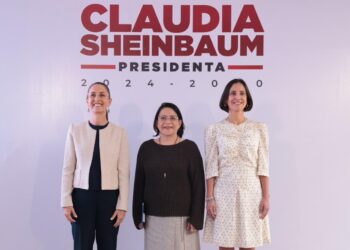 Nombra Sheinbaum a primera mujer para dirigir a la CFE