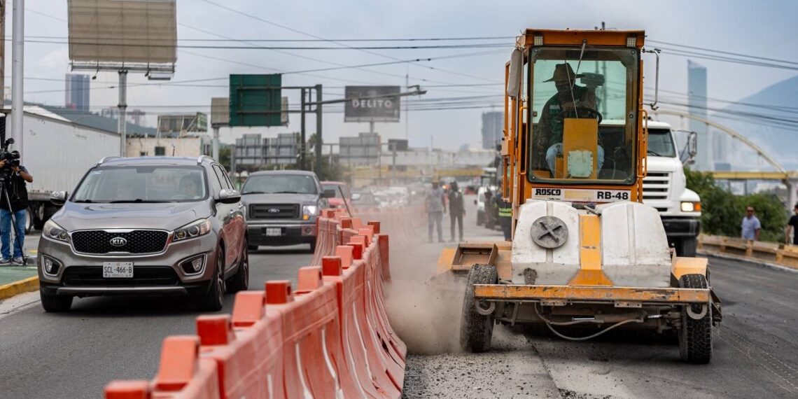 Anuncian reapertura de carriles en Par Vial