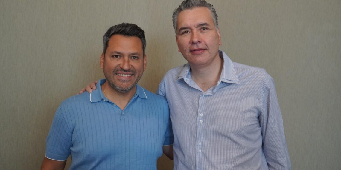 Da Waldo Fernández bienvenida a Tomas Montoya a Morena