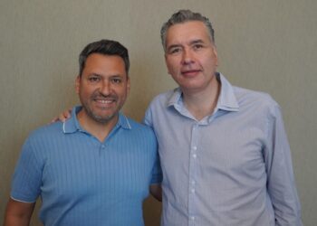 Da Waldo Fernández bienvenida a Tomas Montoya a Morena