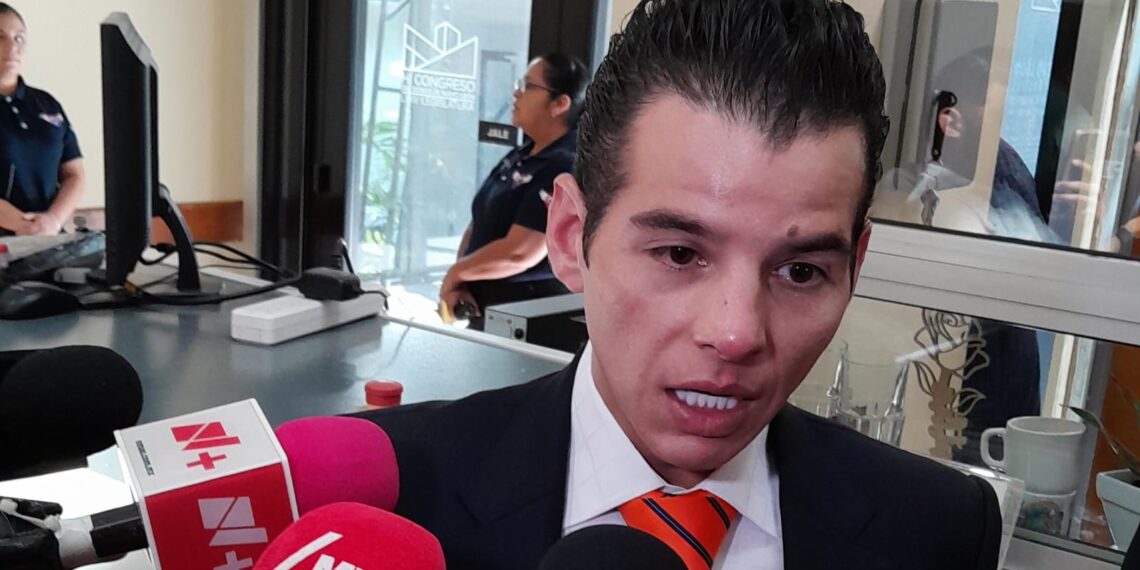 Nombran a ‘Mike’ Flores líder de MC para la siguiente legislatura