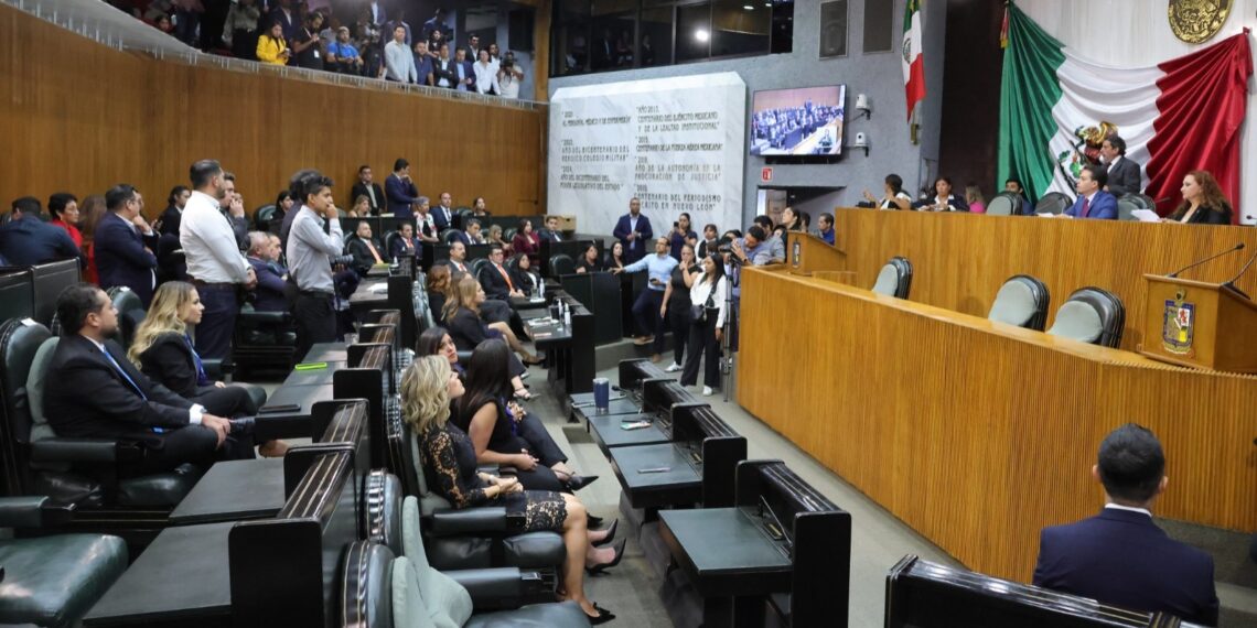 Nueva legislatura, ¡nuevo show!