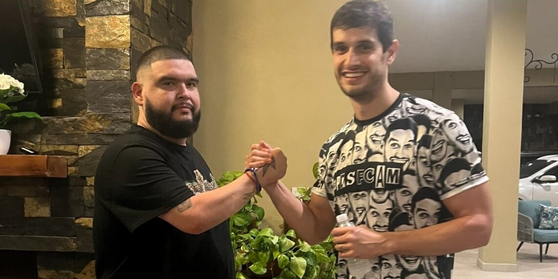 Adrián Marcelo ya está en Monterrey y se reunió con “La Mole”