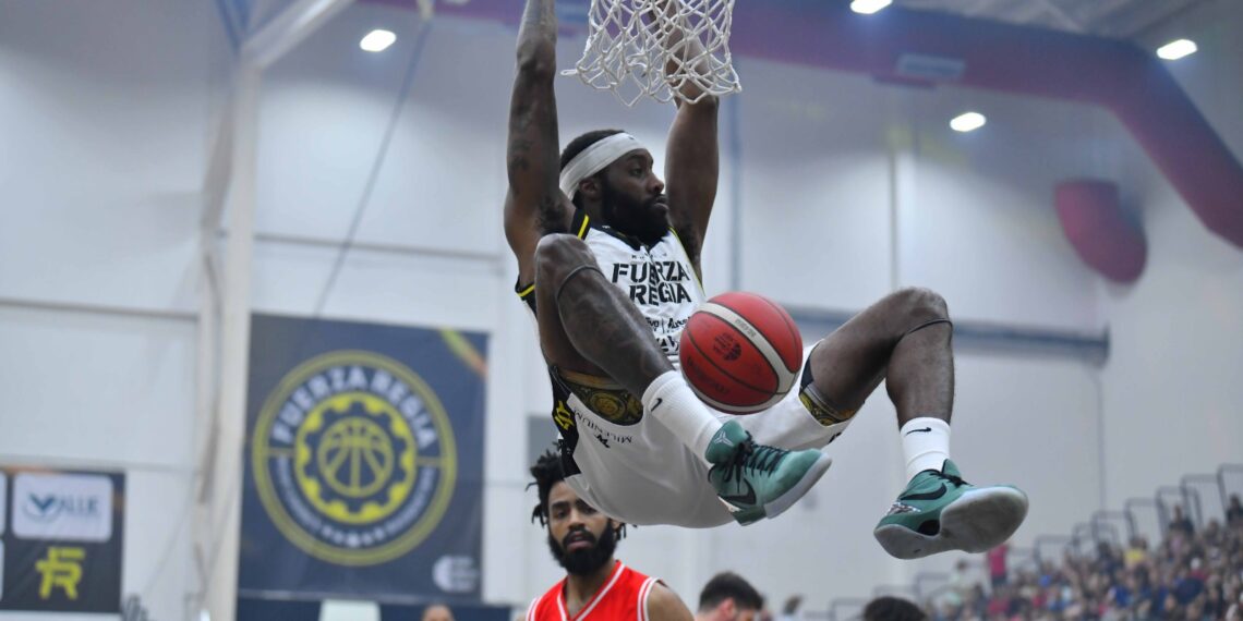 Fuerza Regia sigue imparable