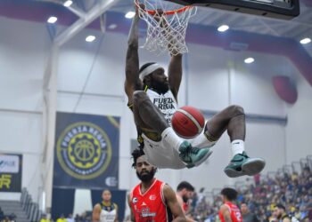 Fuerza Regia sigue imparable