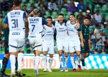 Triunfa Rayados sobre Santos, luce Ocampos en su debut