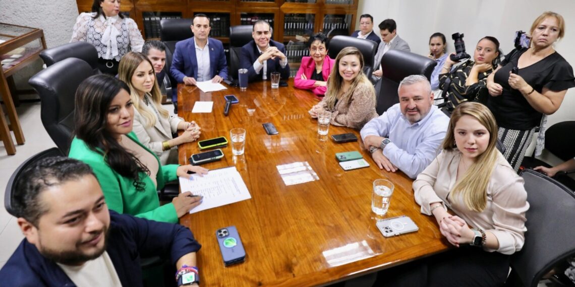 Finalmente se destraba Congreso de Nuevo León