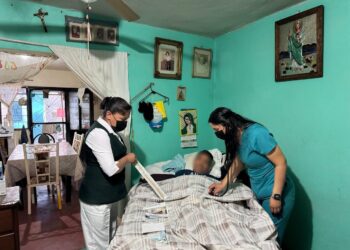 Beneficia IMSS a 235 pacientes con atención domiciliaria