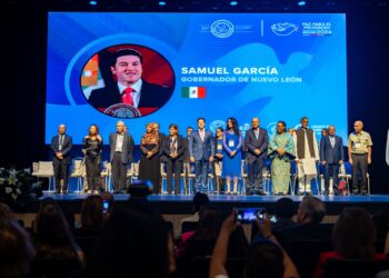 Inicia Cumbre Mundial de Premios Nobel por la Paz en NL