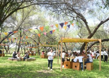 Recibe Centro IDEAS-AESPAC a Premios Nobel de la Paz