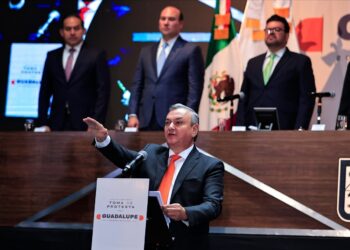 Héctor García toma protesta como alcalde de Guadalupe