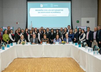 Beneficia programa de movilidad académica docente a 19 estudiantes