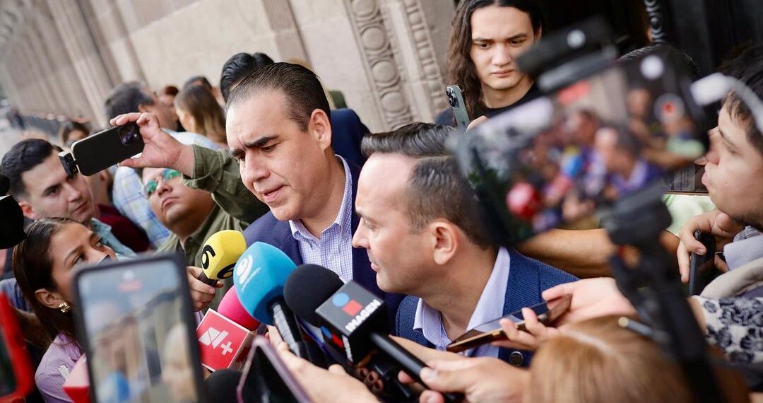 Concluye reunión de Samuel y diputados de NL