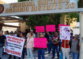 Exigen ejidatarios evitar despojo de terrenos