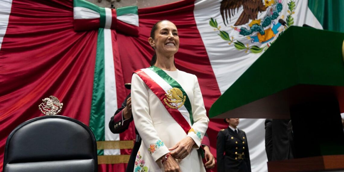 Inicia sexenio de Claudia Sheinbaum, primera mujer presidenta de México