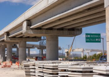 Supervisa gobernador obras de la Carretera Interserrana