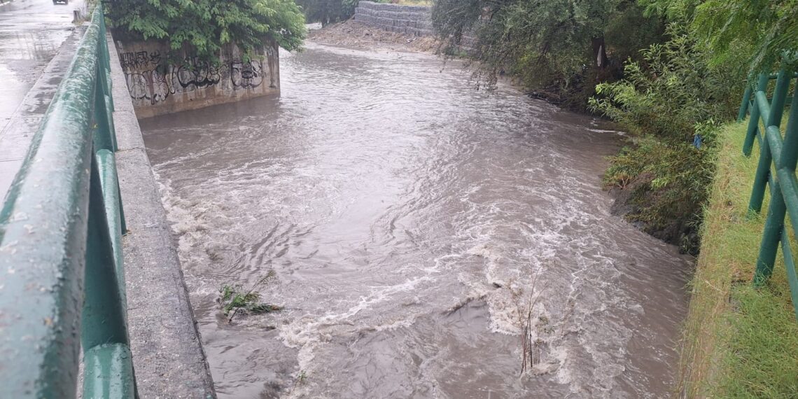 Surte efecto desazolve de arroyo Las Tinajas