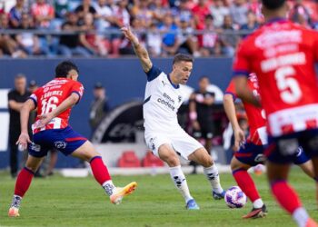 Rayados “tropieza” con San Luis