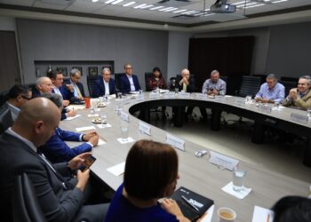 Bajarán tarifa de agua en municipios no metropolitanos de Nuevo León