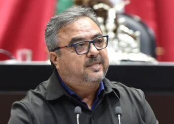 Apoya Víctor Pérez proyecto de tren, pide no convertirlo en “elefante blanco”