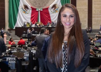 Paola Longoria preside Comisión del Deporte