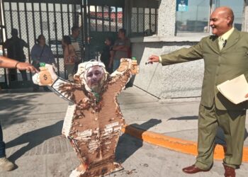 Protestan por negligencia y corrupción en el IMSS