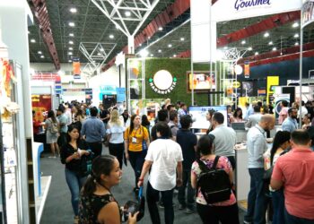 Es Nuevo León tercer lugar nacional en el sector franquicias