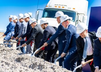 Inicia construcción de planta Volvo en Ciénega de Flores, Nuevo León