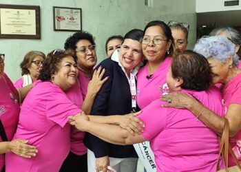 IMSS Nuevo León invita a la detección oportuna del cáncer de mama