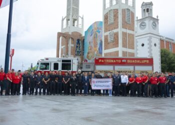 Capacitan a Generación 16 de Bomberos de Guadalupe