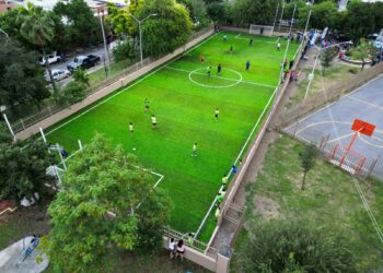 Inaugura San Nicolás cancha en Col. Andalucía
