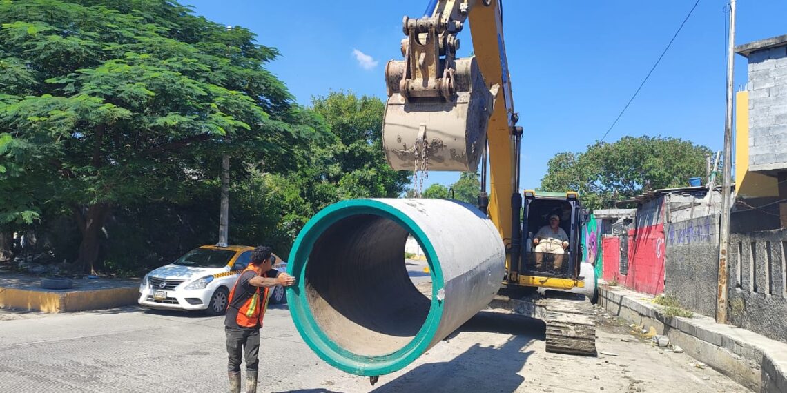 Introducen drenaje pluvial en la colonia Francisco Villa