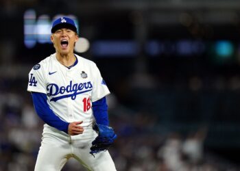 Yamamoto guía a Dodgers a ganar el segundo en la Serie Mundial