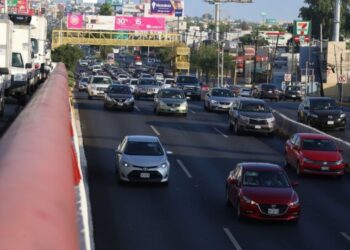 Cerrarán carriles laterales de Constitución