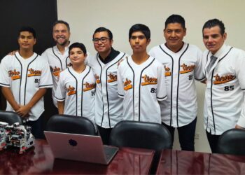 Van de Juárez a Turquía al Mundial de Robótica