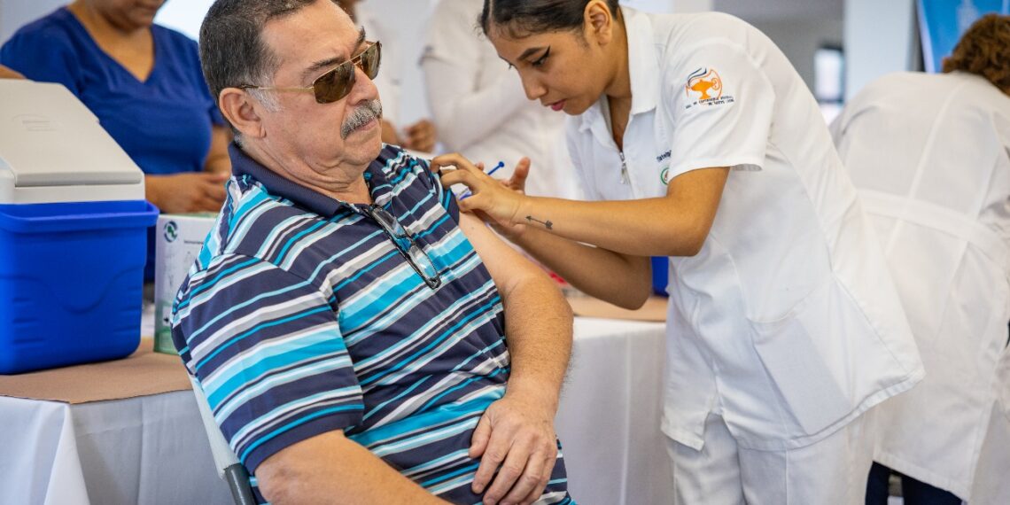 Guadalupe continúa campaña de vacunación contra la Influenza