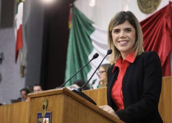 Aprueban que Servicio Social se pueda llevar a cabo en otra entidad