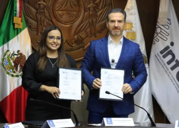 Renueva Adrián convenio de colaboración con el Instituto de Transparencia