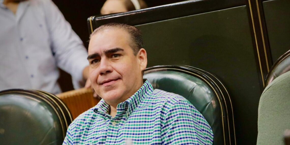 Servidores Públicos deben capacitarse en Derechos Humanos
