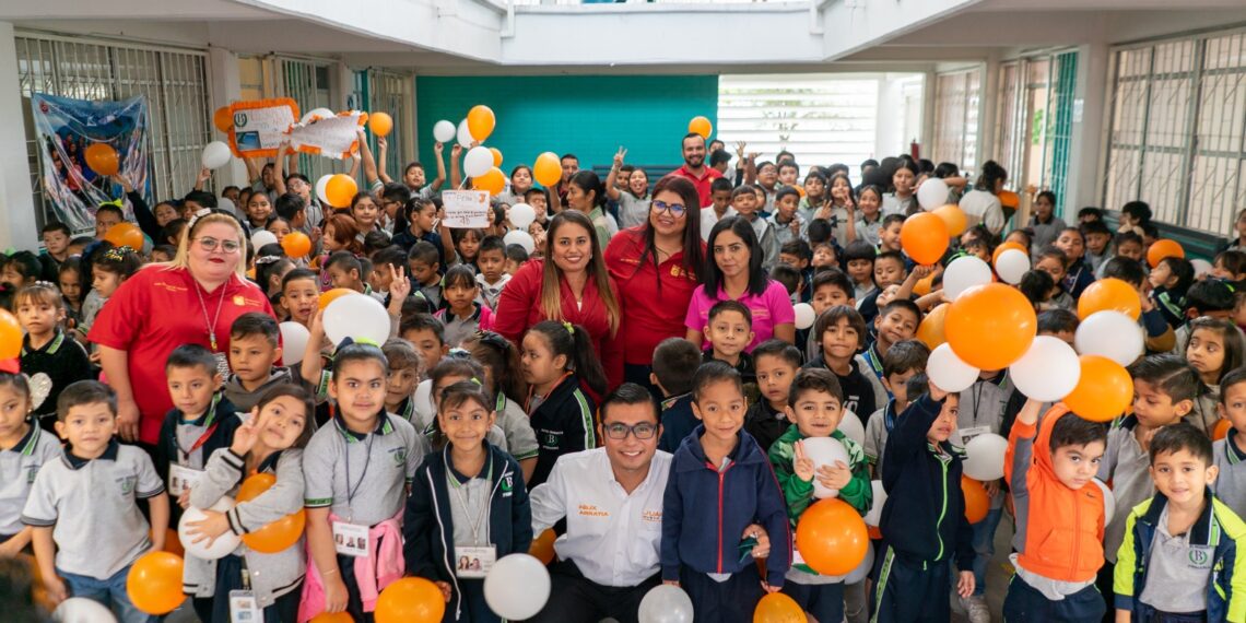 Inaugura Félix Arratia nuevas aulas en Juárez para Primaria Mario Benedetti