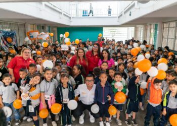 Inaugura Félix Arratia nuevas aulas en Juárez para Primaria Mario Benedetti