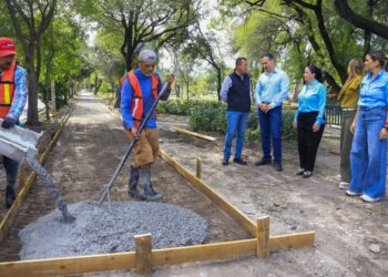 Reanudan rehabilitación del Parque Roma en Monterrey