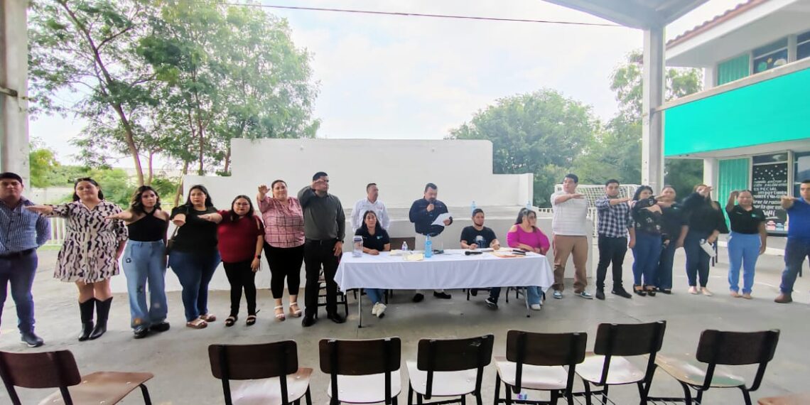 La Sección 50 del SNTE renueva su dirigencia