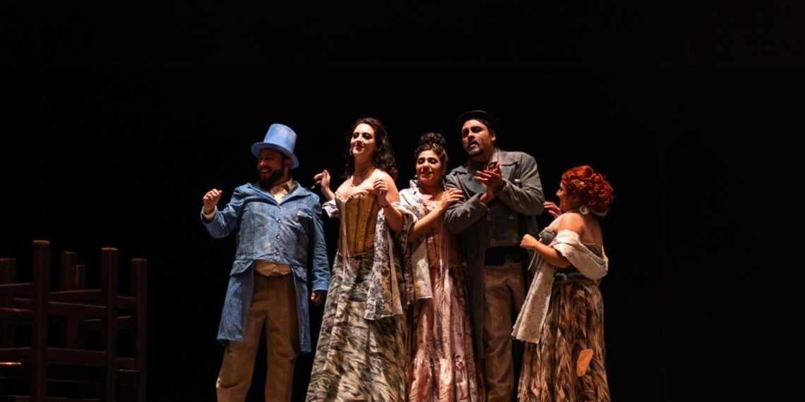 Transporta ópera Manon al público a la Belle Époque francesa