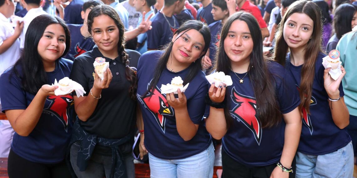 Preparatoria 18 celebra 50 años con inversión en infraestructura