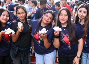 Preparatoria 18 celebra 50 años con inversión en infraestructura