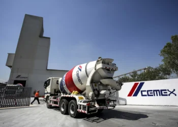 Compromiso de grandes empresas con las PyMEs es reconocido por CAINTRA